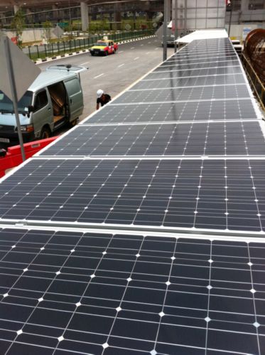 Hybrid solar system at jurong gateway singapore for lend lease construction site by Kamtexsolar
